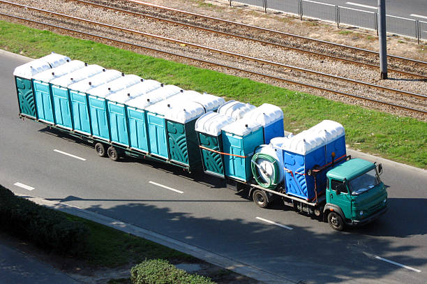Portable Toilet Options We Offer in Dalton Gardens, ID